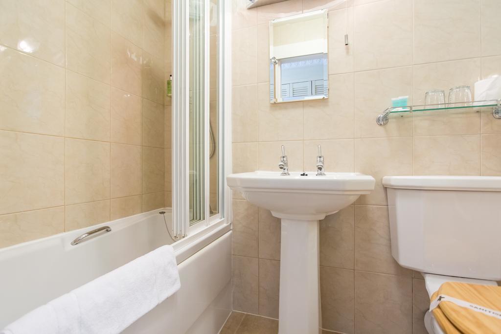 The Cormorant Hotel Fowey Room photo