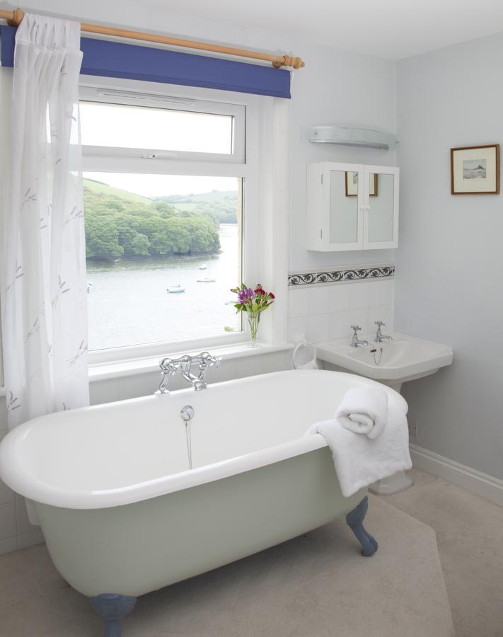 The Cormorant Hotel Fowey Room photo